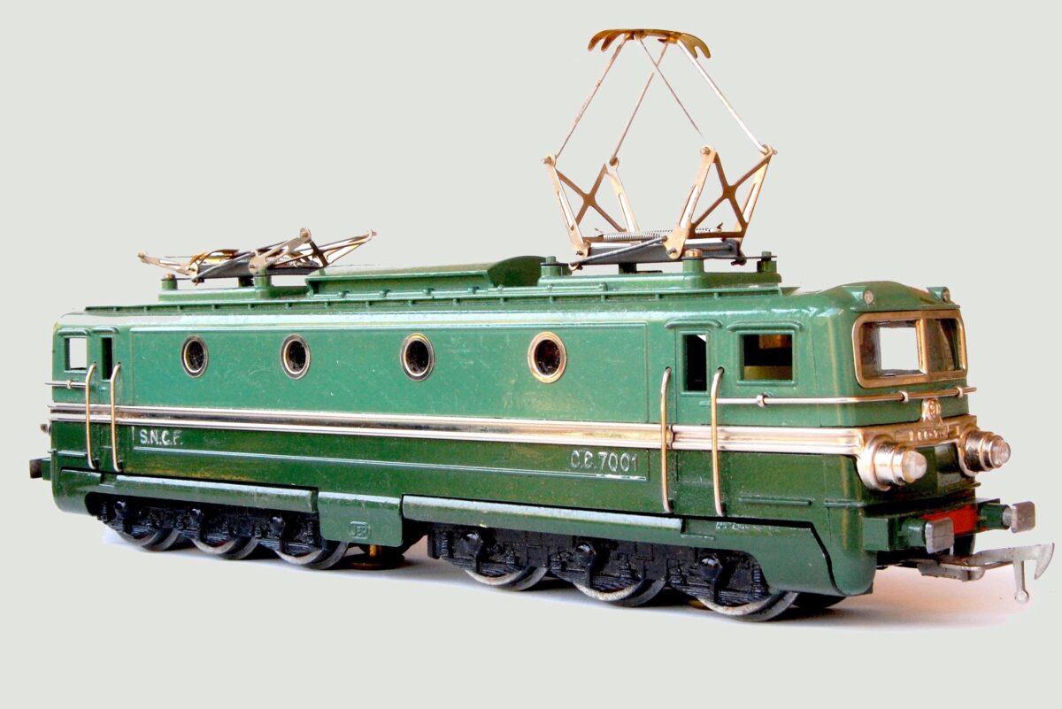 ANCIENNE BELLE RARE locomotive JEP CC 7001 moteur AP5 série 60 train